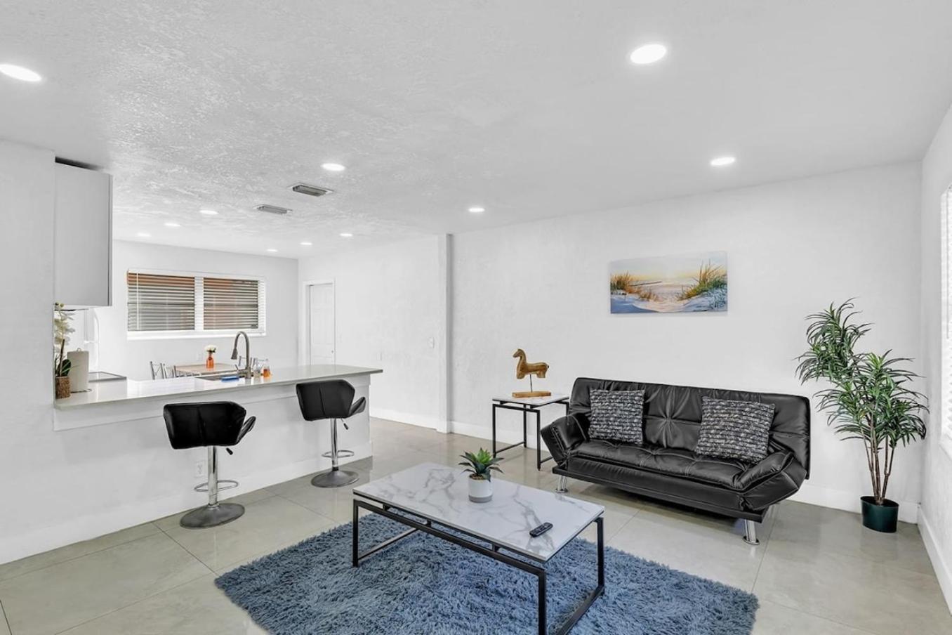 2 Bdrm Modern House Mins From Beach & Casino Hb1 Hallandale Beach Ngoại thất bức ảnh