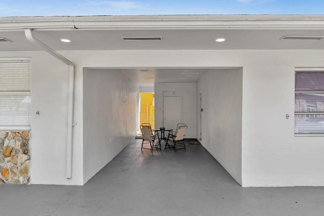 2 Bdrm Modern House Mins From Beach & Casino Hb1 Hallandale Beach Ngoại thất bức ảnh
