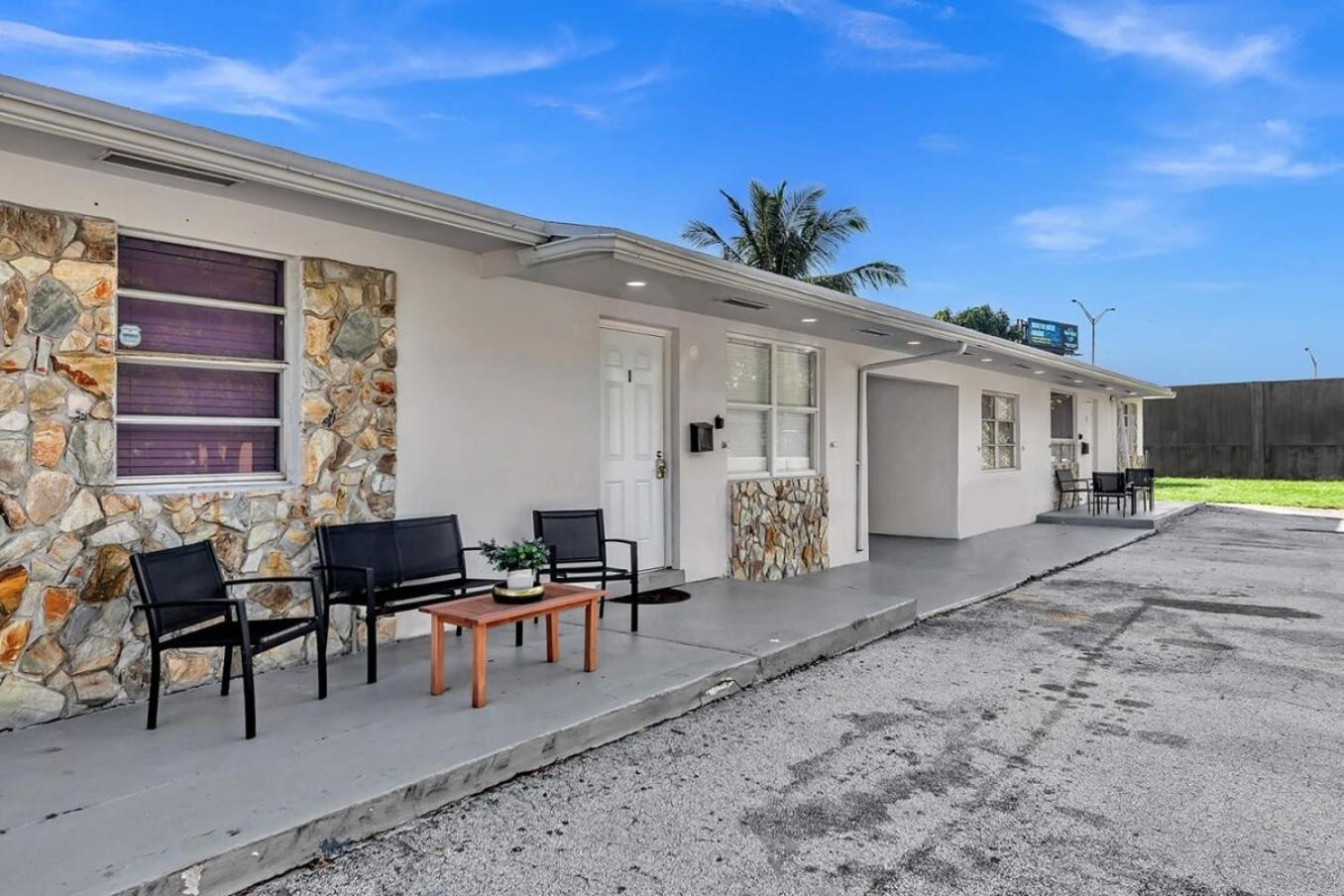 2 Bdrm Modern House Mins From Beach & Casino Hb1 Hallandale Beach Ngoại thất bức ảnh