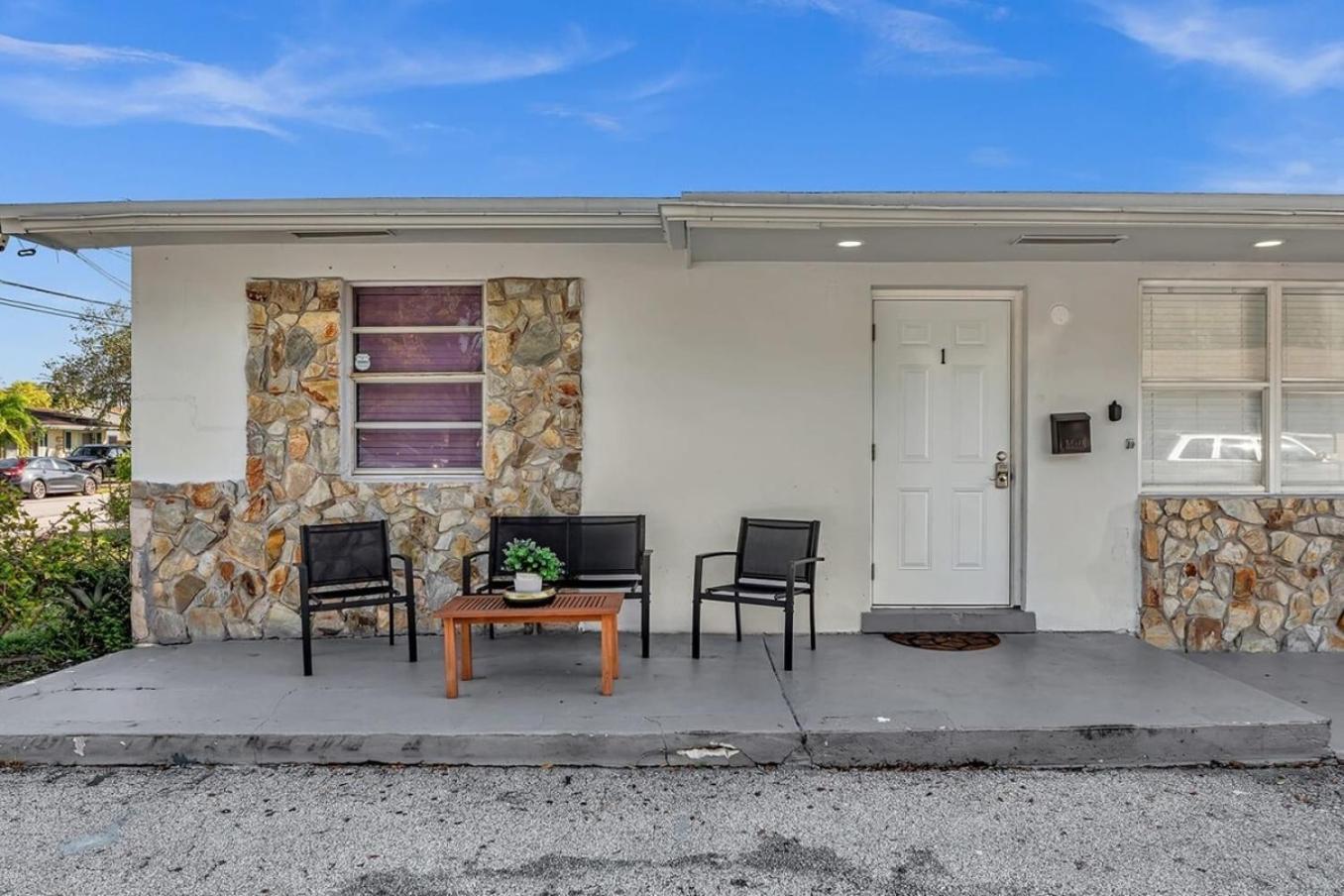 2 Bdrm Modern House Mins From Beach & Casino Hb1 Hallandale Beach Ngoại thất bức ảnh